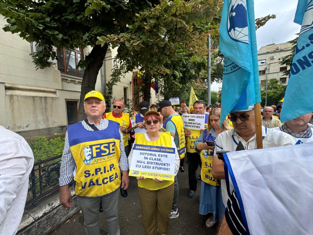 SINDICATELE DIN EDUCAȚIE CONTINUA CU PROTESTELE,