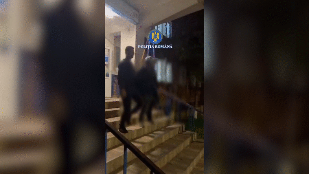 DRAGOSTE CU NĂBĂDĂI – EL 18, EA 16 ANI. S-AU IUBIT ÎN URMĂ CU DOI ANI ȘI ACUM EL A AJUNS ÎN AREST PENTRU HĂRȚUIRE ȘI ACT SEXUAL CU UN MINOR