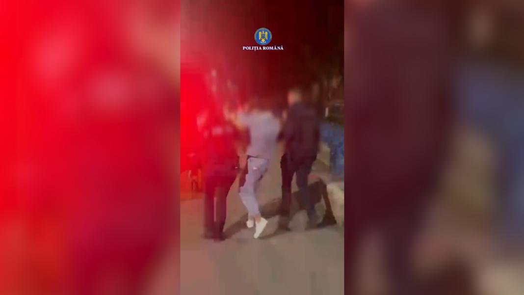 TÂNĂR REȚINUT PENTRU VIOLENȚA ÎN FAMILIE