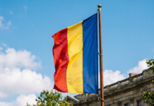 LA MULȚI ANI TRICOLORULUI ROMÂNESC!
