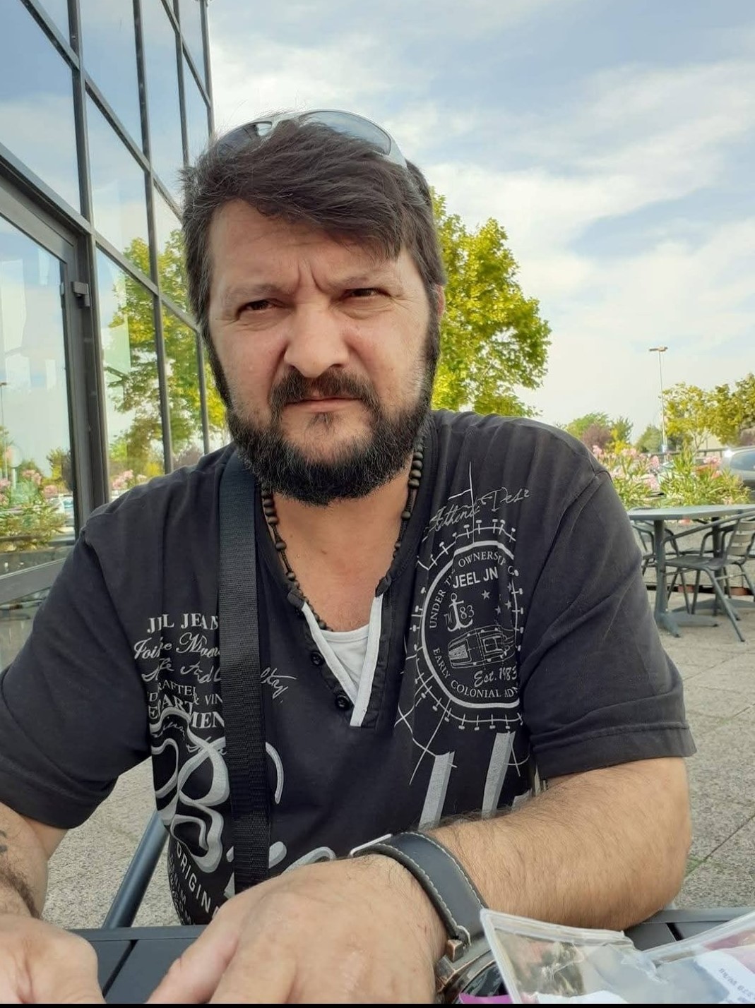 L-AȚI VĂZUT?