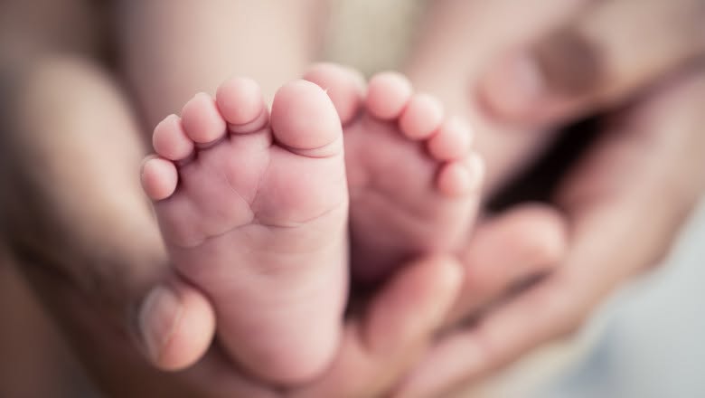 Cine poate beneficia de cardurile sociale de 2.000 de lei și unde se depun cererile