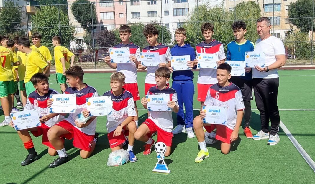 Cine a câştigat ediţia din acest an a „Cupei Corbişorilor Albaştri”