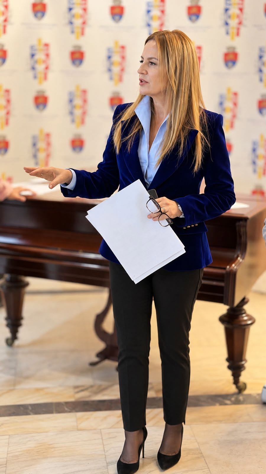 CURTEA DE APEL ALBA IULIA A RESPINS RECURSUL FORMULAT DE AGENȚIA NAȚIONALĂ PENTRU OCUPAREA FORȚEI DE MUNCĂ (ANOFM) ÎN DOSARUL GEORGETEI-ANGELICA TOMUȚA, DIRECTOAREA EXECUTIVĂ A AJOFM HUNEDOARA.