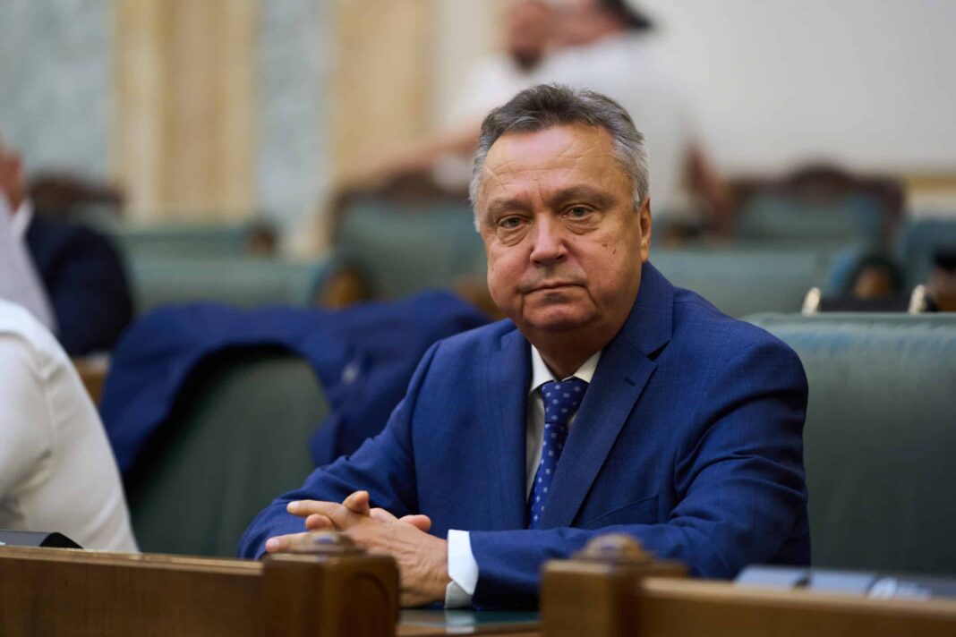 VASILICĂ POTECĂ: „EDUCAȚIA ÎNSEAMNĂ RESPONSABILITATE !